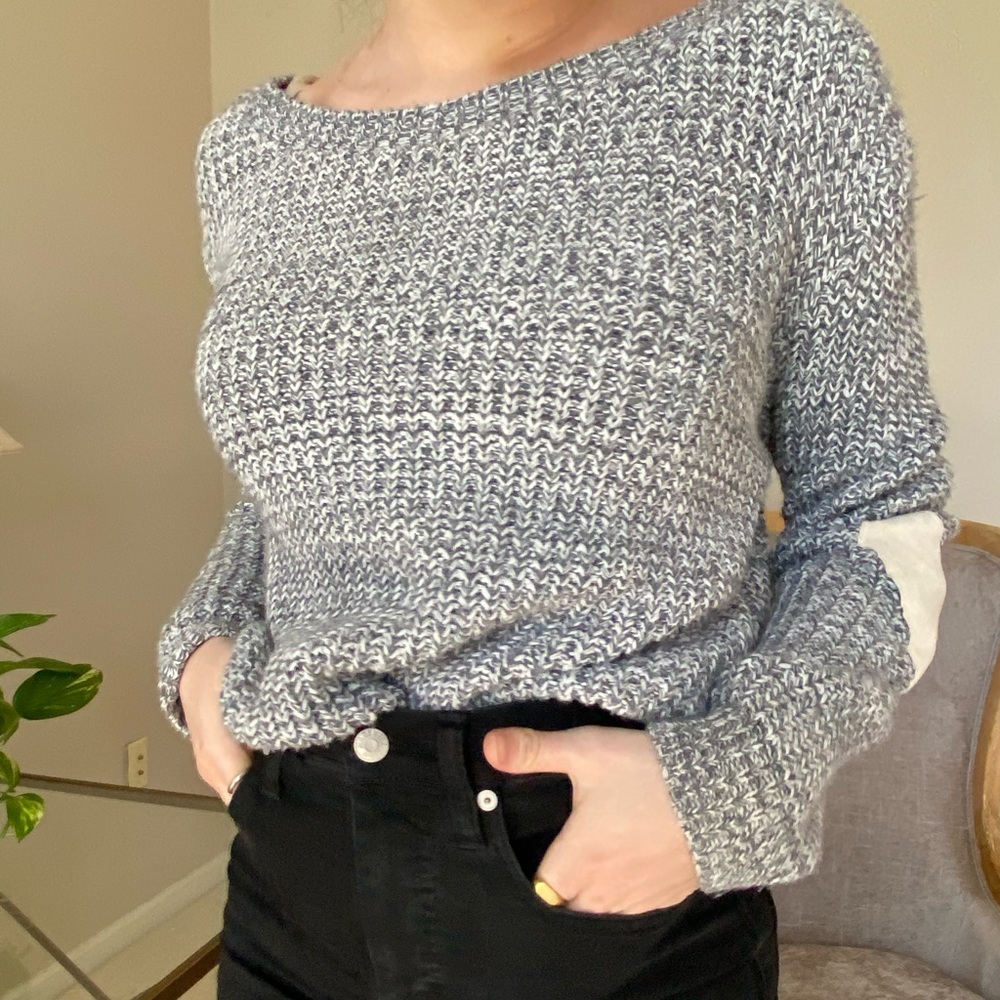 Cropped Grey Sweater with Heart Elbow Patches